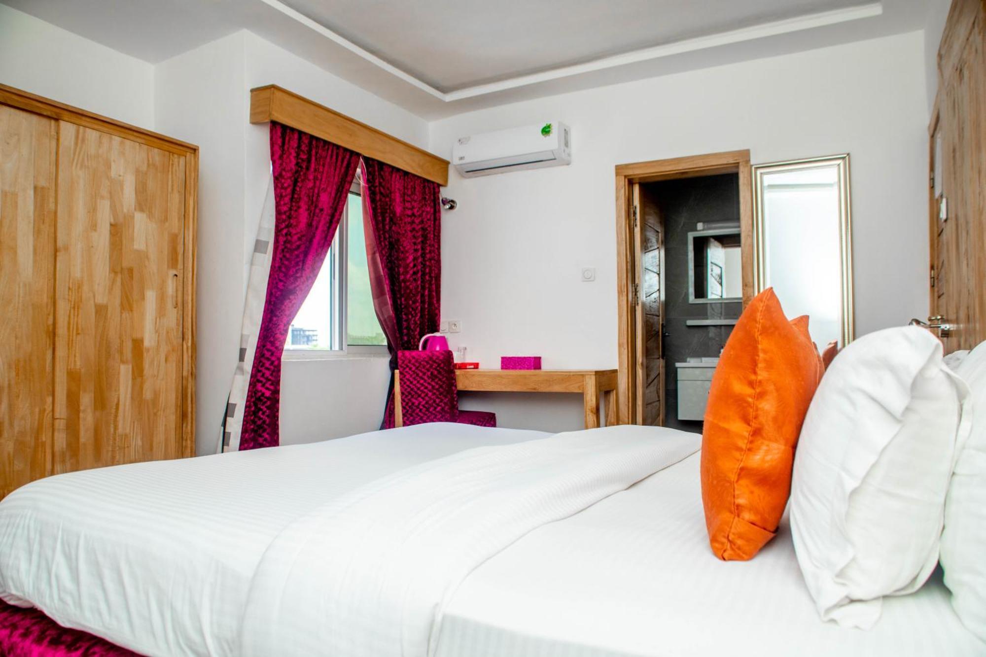 Hotel Les Orchidees Cotonou Pokoj fotografie
